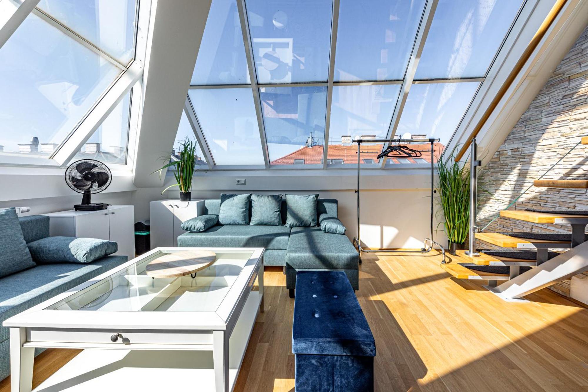 Penthouse Suites By Jr City Apartments Wina Ruang foto